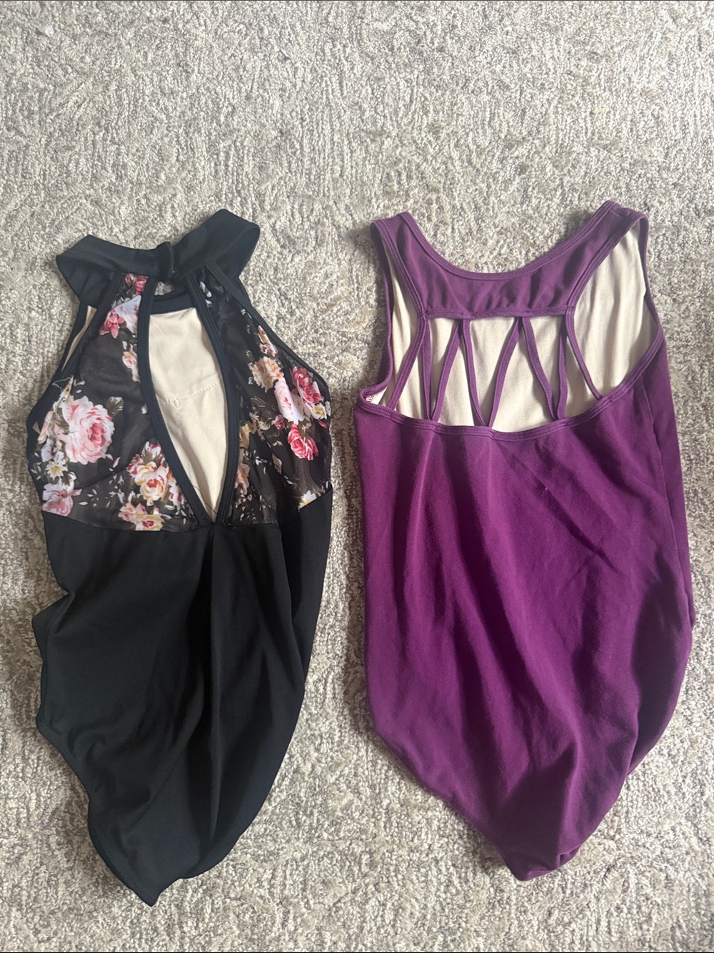 2 leotards